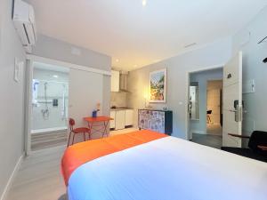 Η κουζίνα ή μικρή κουζίνα στο Journey Inn Madrid