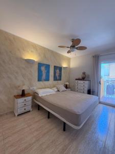 Postel nebo postele na pokoji v ubytování APARTAMENTO RELAX l PISCINA PRIVADA + 67 fotografií