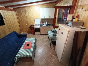 Dapur atau dapur kecil di Vikendica Bella +15 gambar