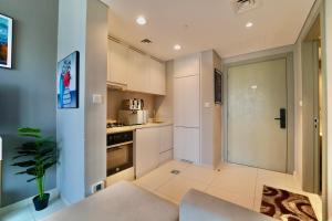 Ảnh trong thư viện ảnh của 1BR Zada Tower in Business Bay2 Dubai BSHH ở Dubai