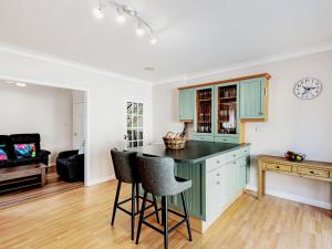 Dapur atau dapur kecil di Seacroft Lodge +32 gambar