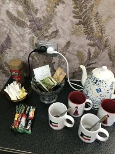 Set per la preparazione di tè e caffè presso Strawberry