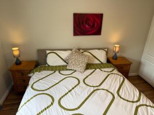 Voodi või voodid majutusasutuse Cobh Holiday Home toas