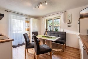 Kuchyň nebo kuchyňský kout v ubytování Ferienwohnung Mitterherzog