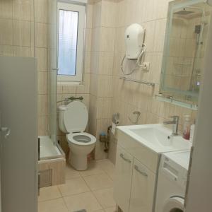 Koupelna v ubytování Nice summer apartment near sea