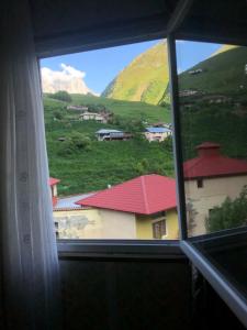 A general mountain view or a mountain view taken from a szállodákat