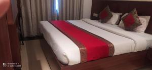 Hotel Azure客房内的一张或多张床位