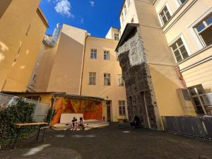 Budova, kde se hostel nachází