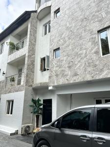 Ảnh trong thư viện ảnh của 1 or 2 Bedroom Luxury Ikeja Mini Flat Ikeja Lagos, Airport 5mins, 24 Hours power, GRA 3mins---Your Elegant Home in Ikeja ở Ikeja