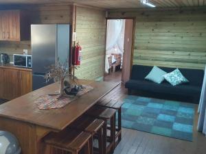 O bucătărie sau chicinetă la Kuusamo Holiday Resort