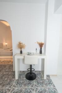 Ảnh trong thư viện ảnh của The F Suites ở Karterados