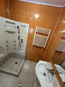 Gallery image of Sand and Waves House in Constanţa