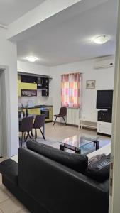 Kuchyň nebo kuchyňský kout v ubytování Villa Lucija
