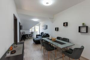 Χώρος καθιστικού στο Világjáró Apartman Balatonboglár