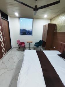 Fotografie z fotogalerie ubytování Oasis Ajmer hillview hotel v destinaci Adžmér + 16 fotografií