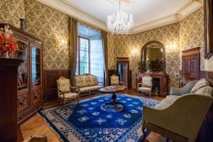 Posezení v ubytování Chateau De Picomtal