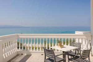 Gallery image of Seaside Penthouse in Mesochórion