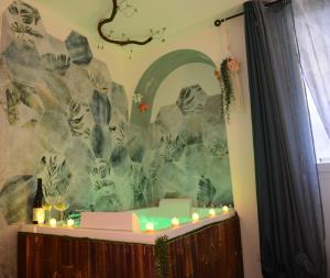 Fotografie z fotogalerie ubytování Jungle Spa - Cocon tropical et dépaysant avec balnéo en plein coeur de Pézenas ! v destinaci Pézenas