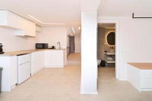 Η κουζίνα ή μικρή κουζίνα στο Nisos Mykonos Studio 2