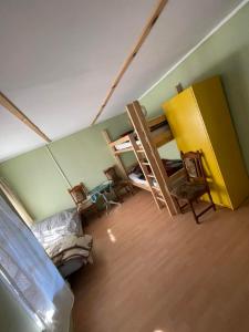 Postel nebo postele na pokoji v ubytování Pod Gwiazdami Lejkowo