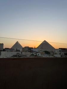 O nascer ou o pôr do sol visto a partir do hotel
