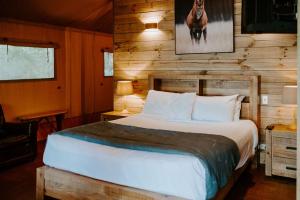 Postel nebo postele na pokoji v ubytování Te Mata Views Resort + 37 fotografií