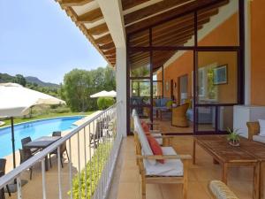 Bazén v ubytování Villa in Son Servera with Private Pool & Beaches nebo v jeho okolí