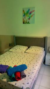 Postel nebo postele na pokoji v ubytování Maison tartanaise + 5 fotografií
