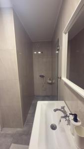 Een badkamer bij Code Srebrno Jezero