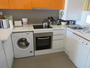 
Una cocina o zona de cocina en Arenales del Mar Menor - 7808
