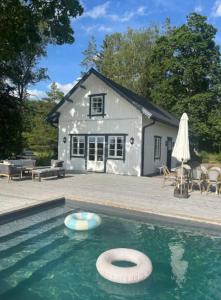 Gallery image of Poolhuset in Märsta