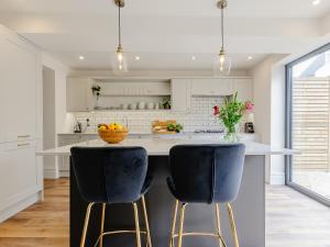 Dapur atau dapur kecil di The Old Guest House +19 gambar