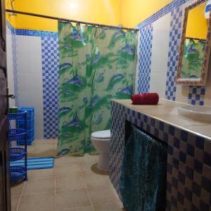 Koupelna v ubytování Furaha B&B Kendwa