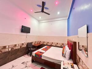 Fotografie z fotogalerie ubytování Hotel S!ya Ram Ayodhya Near Ram Janam Bhoomi & Temple - fully Air Conditioned hotel at Prime Location - Parking-Wi-Fi -Lift Facilities - Best Hotel In Ayodhya v destinaci Ayodhya + 17 fotografií