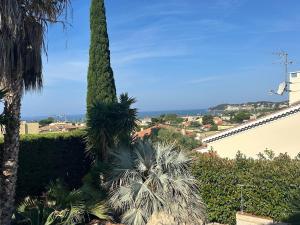 Naturlandskabet i nærheden af villaen