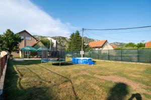 Φωτογραφία από το άλμπουμ του Nika house σε Cetinje