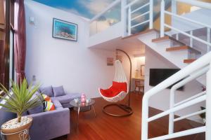 Ruang duduk di Zhen Shan Zhuang B&B