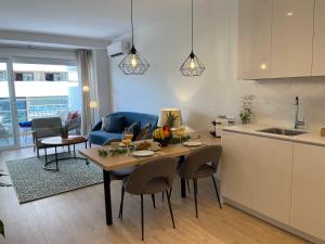 Η κουζίνα ή μικρή κουζίνα στο Sueños del Mediterraneo 755