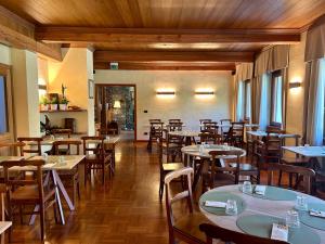 Restoran atau tempat lain untuk makan di Hotel Croux