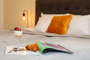 Łóżko lub łóżka w pokoju w obiekcie Classy Apartments - Ruska