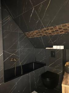 Un baño de Aloha Apartments Gryfa Pomorskiego