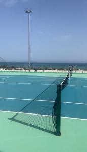 Tennis and/or squash facilities at Villa La Perla or nearby