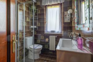 Ένα μπάνιο στο villa escalante +18 φωτογραφίες