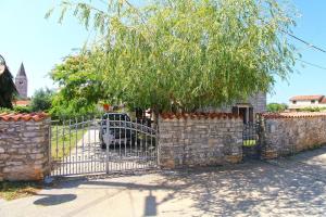 Foto sihtkohas Šišan asuva majutusasutuse Ferienhaus für 6 Personen ca 95 qm in Šišan, Istrien Südküste von Istrien galeriist