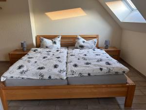 Ένα ή περισσότερα κρεβάτια σε δωμάτιο στο Magdalena Apartments 4