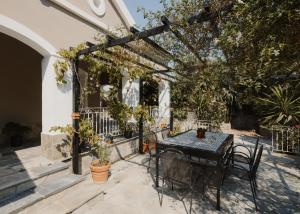 Balkón nebo terasa v ubytování Villa Eros