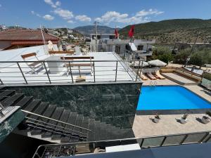 Vista general de una montaña o vista desde la villa