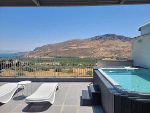 Uma vista geral da montanha ou uma vista da montanha a partir do apartamento