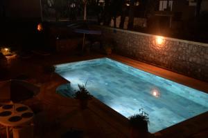 Bazén v ubytování Villa Mirleft avec piscine et vue mer nebo v jeho okolí