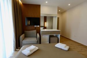 TV a/nebo společenská místnost v ubytování Klejvi Apartments + 117 fotografií